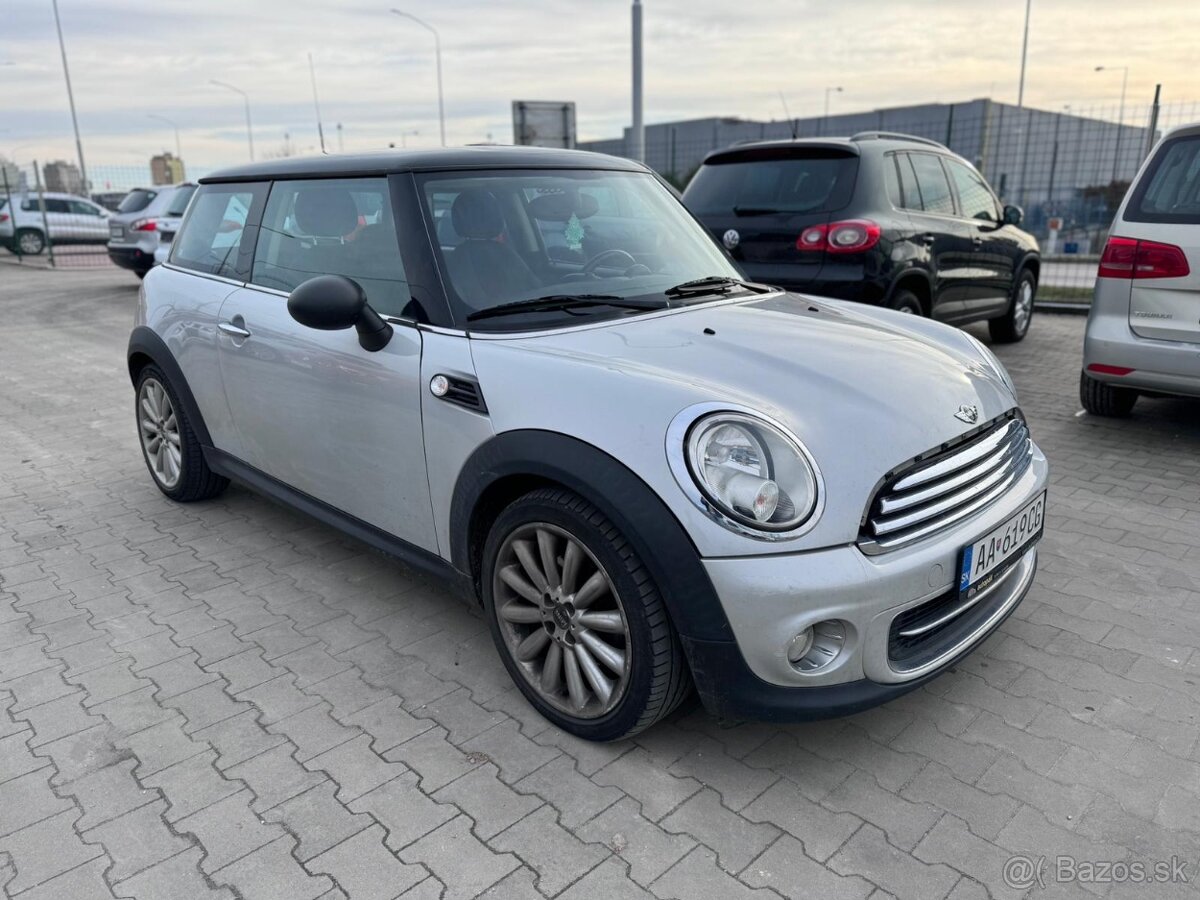 Mini Cooper 1.6 benzín 2012