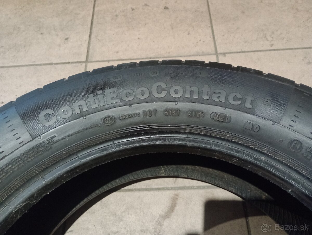 215/60 R17 Continental