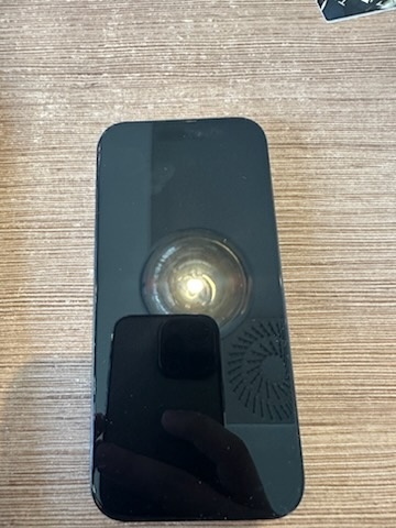 Predám IPhone 15 pro Black 128gb