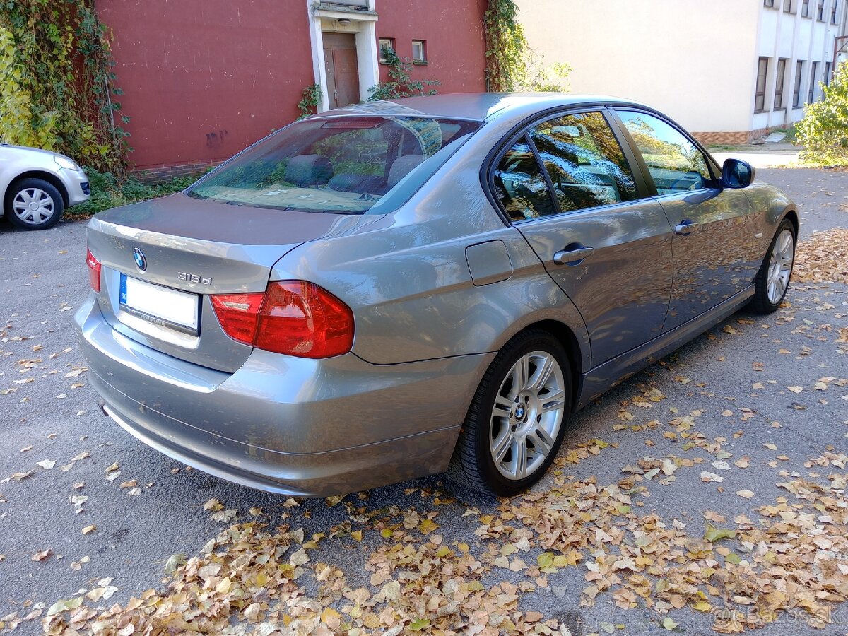 BMW e90 318 D facelift rok 2010