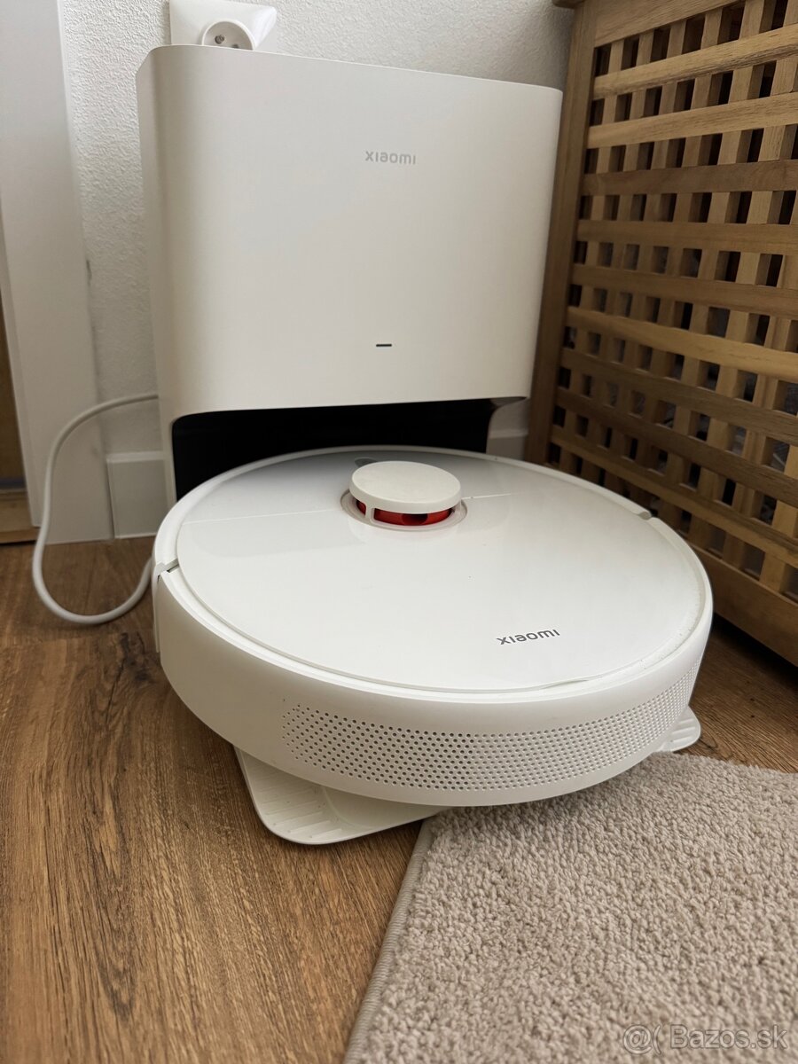 Roboticky vysavac Xiaomi Robot Vacuum X10 aj so Zarukou