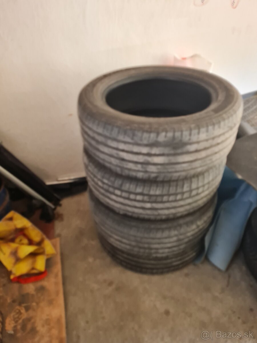 Letné peumatiky 235/55 R18