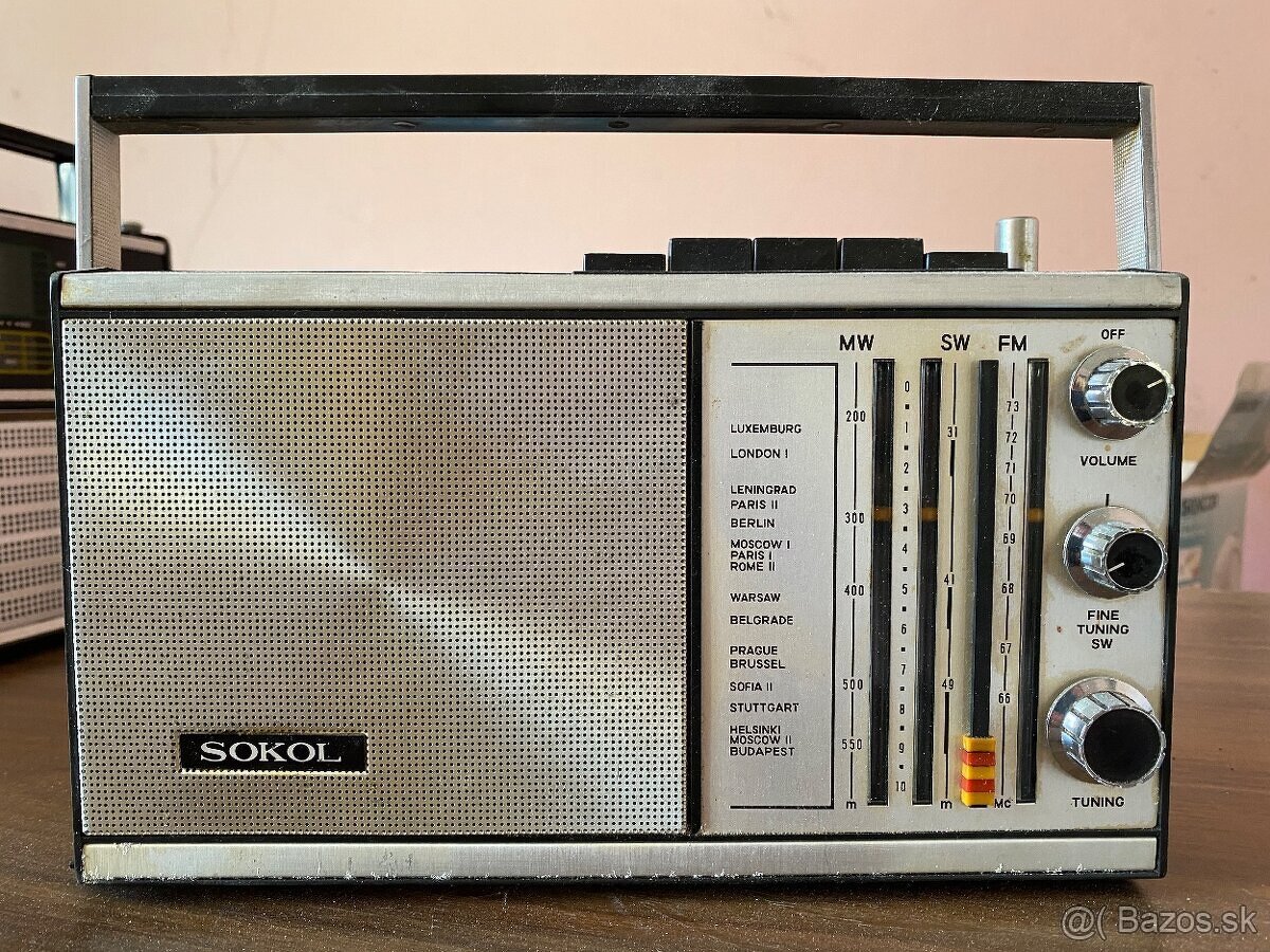 Retro rádio SOKOL