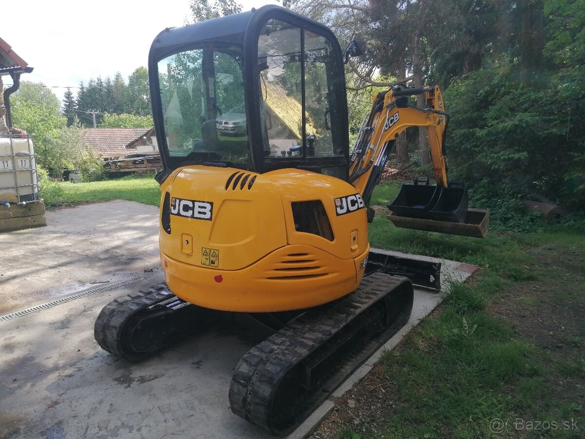 JCB 8030 zts