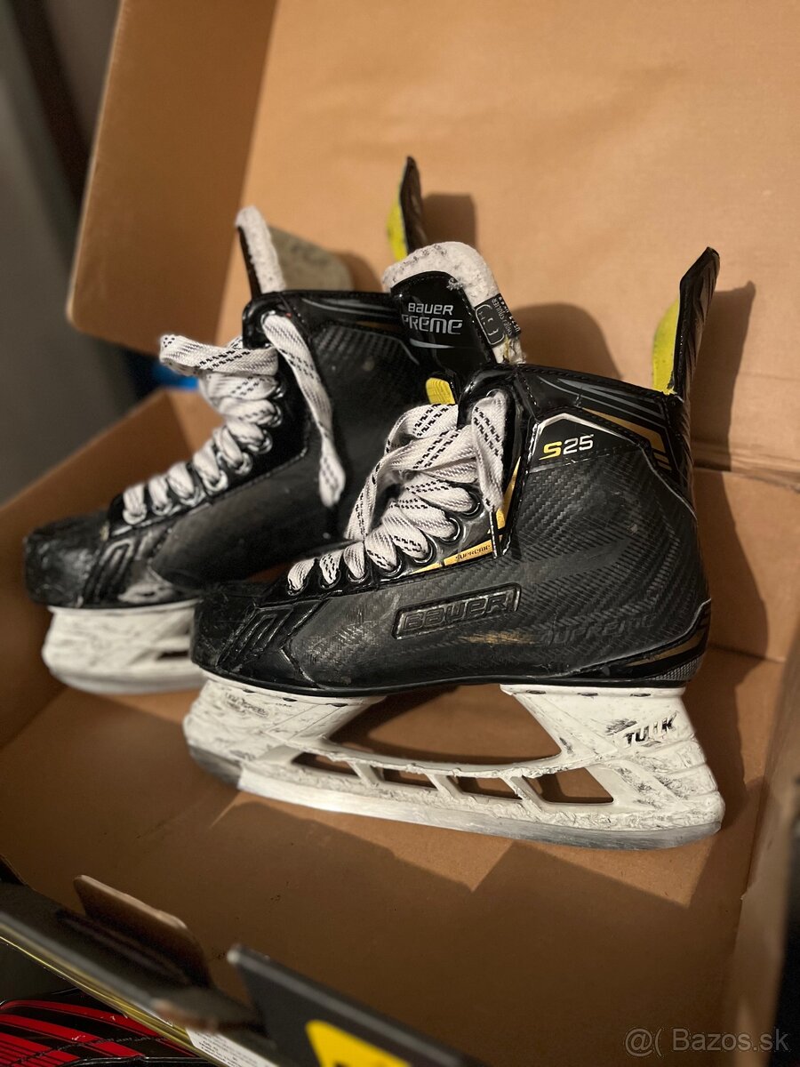 Bauer Supreme S25