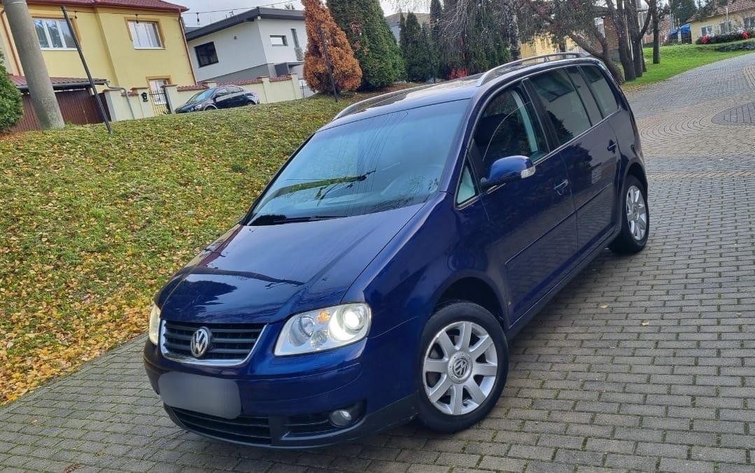 Volkswagen Touran 2.0TDi 103Kw 140PS M6 R.V.6/2006