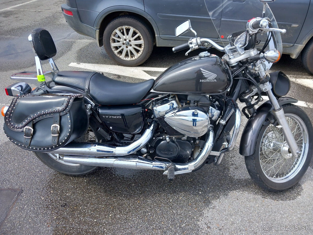 HONDA VT750S