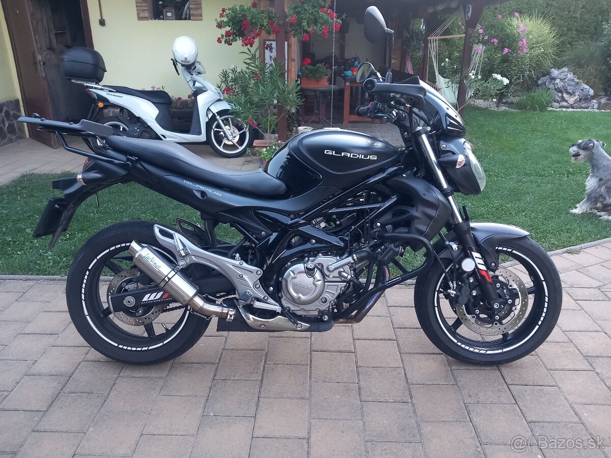 Suzuki SFV Gladius 650, rok 2016, 8000km