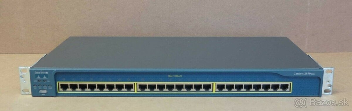 Cisco Switch C2950 24 (WS-C2950T-24)