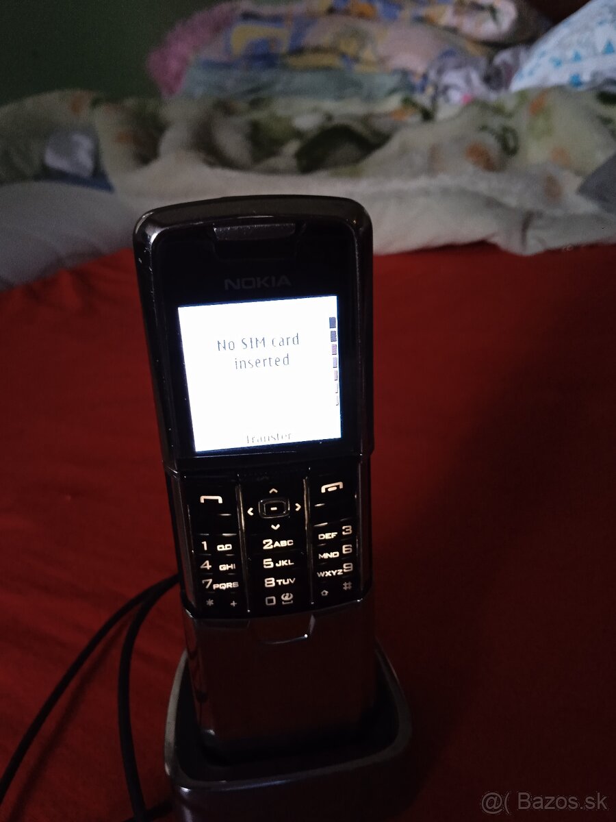 /"Nokia 8800 sciroco