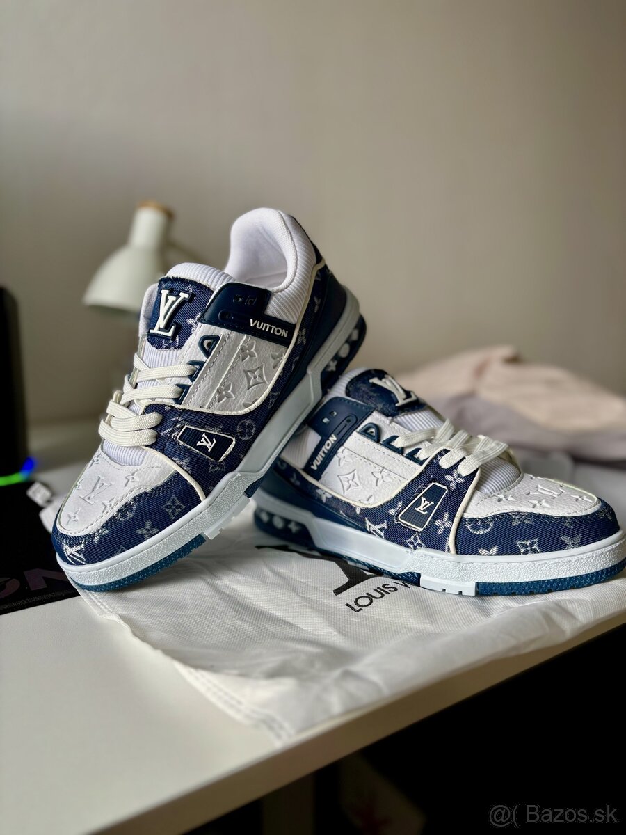 Louis Vuitton Tenisky Trainers blue denim