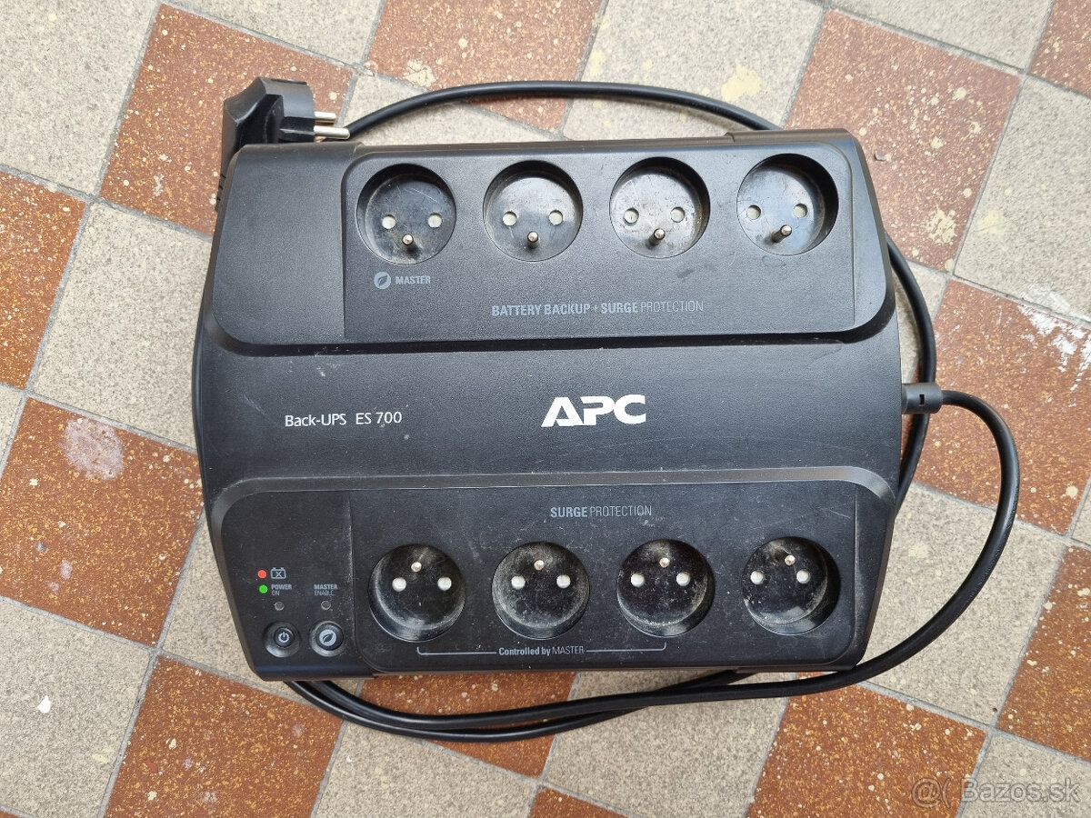 Predám záložný zdroj (3ks) APC Back-UPS ES 700