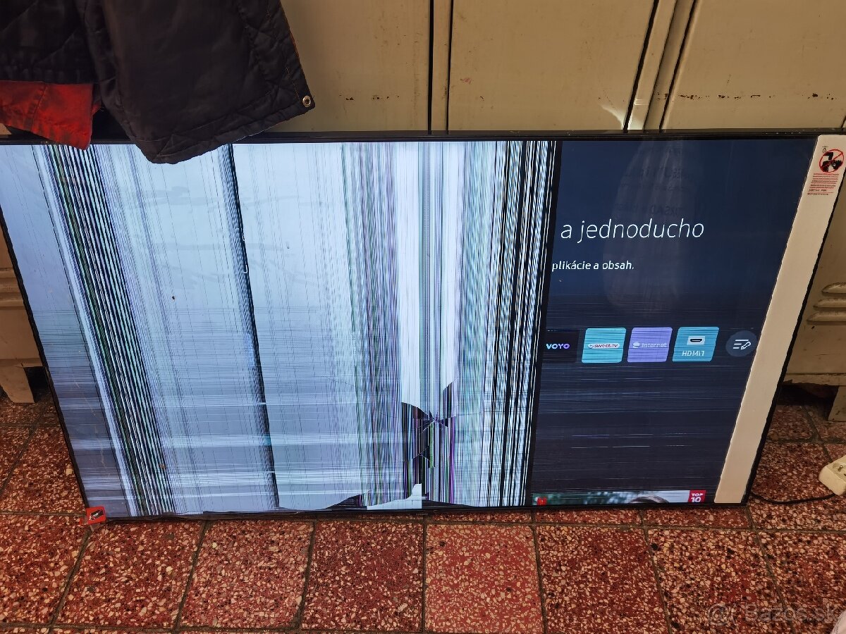 Predám všetky diely z TV Samsung UE55CU7172.