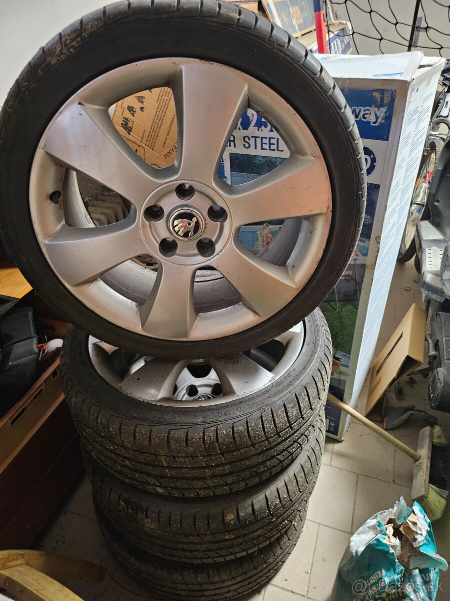 Elektrony Škoda 5x112 r18 Letne gumy