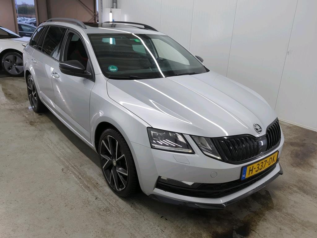 Škoda Octavia Sportline 1.6tdi Virtual Full led