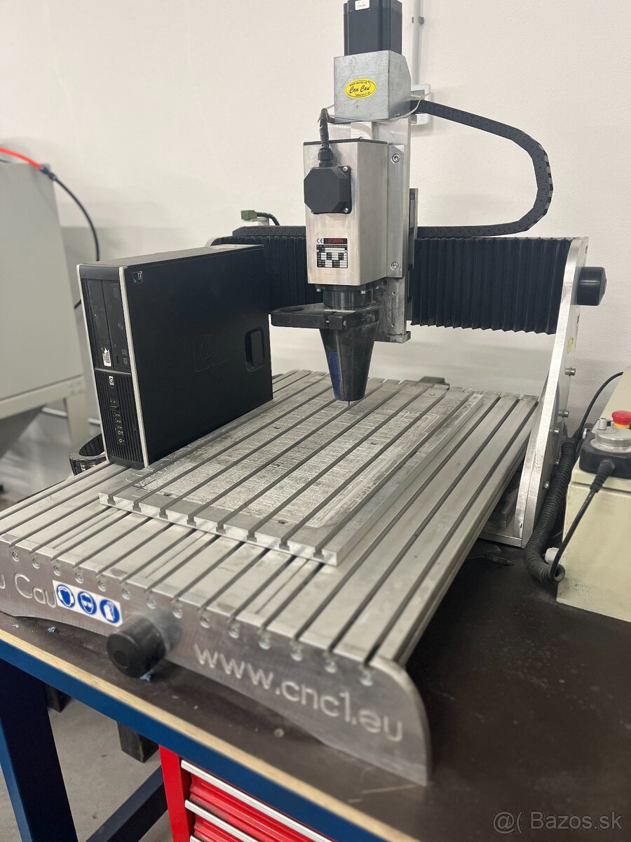 CNC  Freza