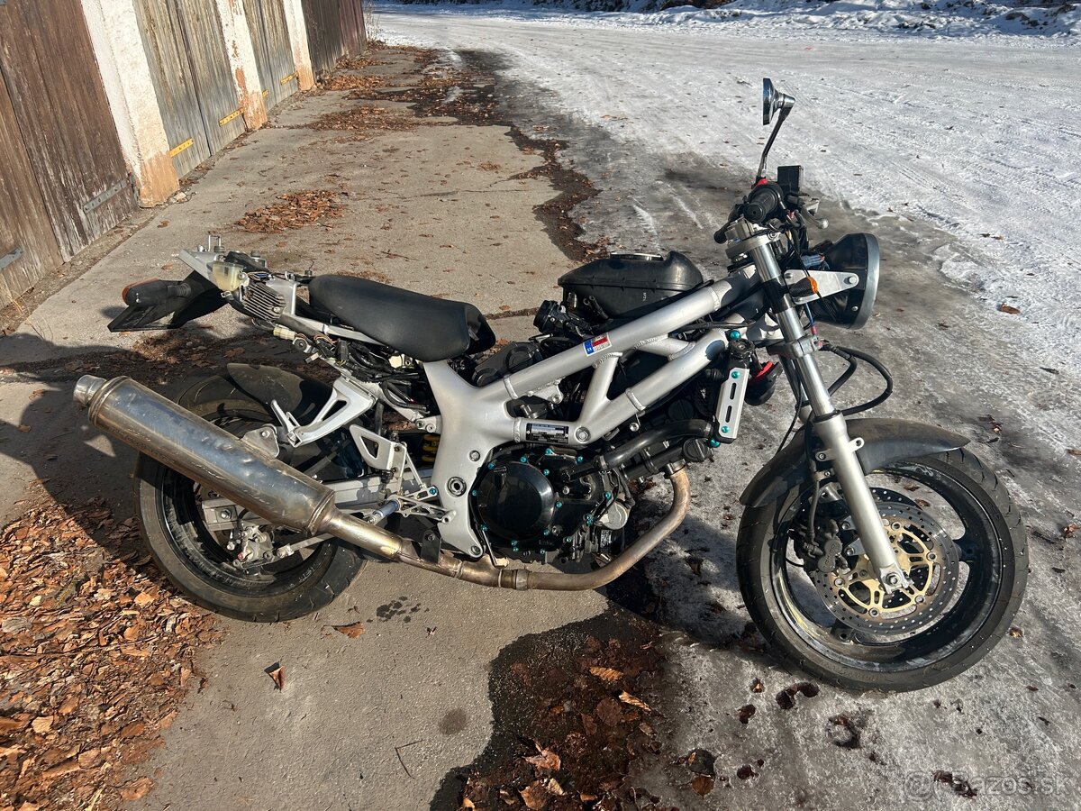 Suzuki SV650