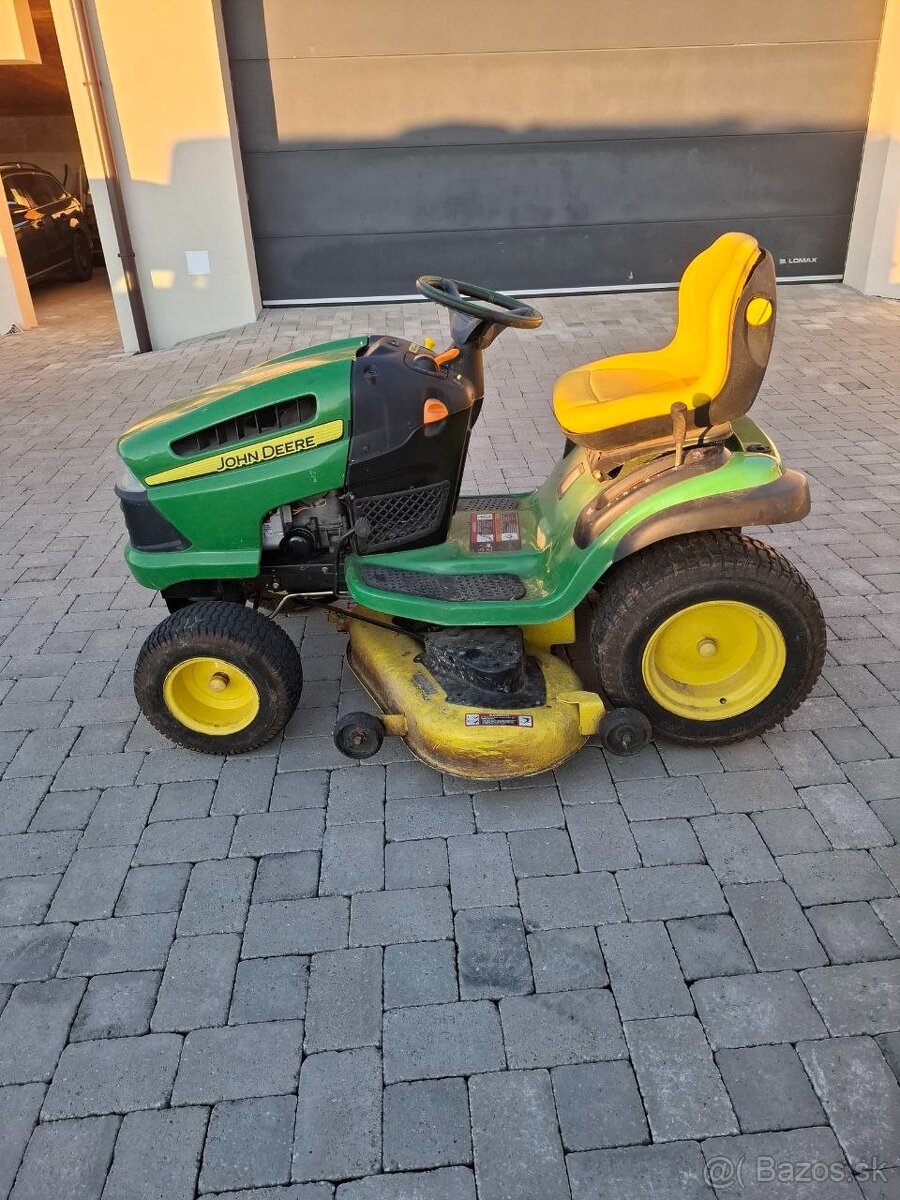 Kosačka JOHN DEERE