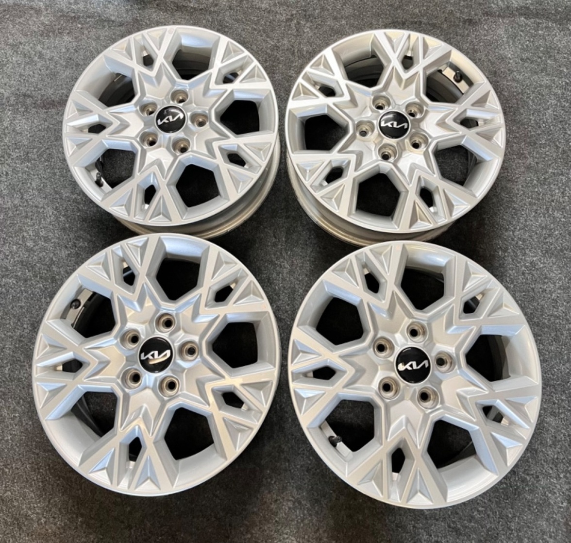 5x114,3 R16 originál alu disky Kia Ceed 2022 - TOP