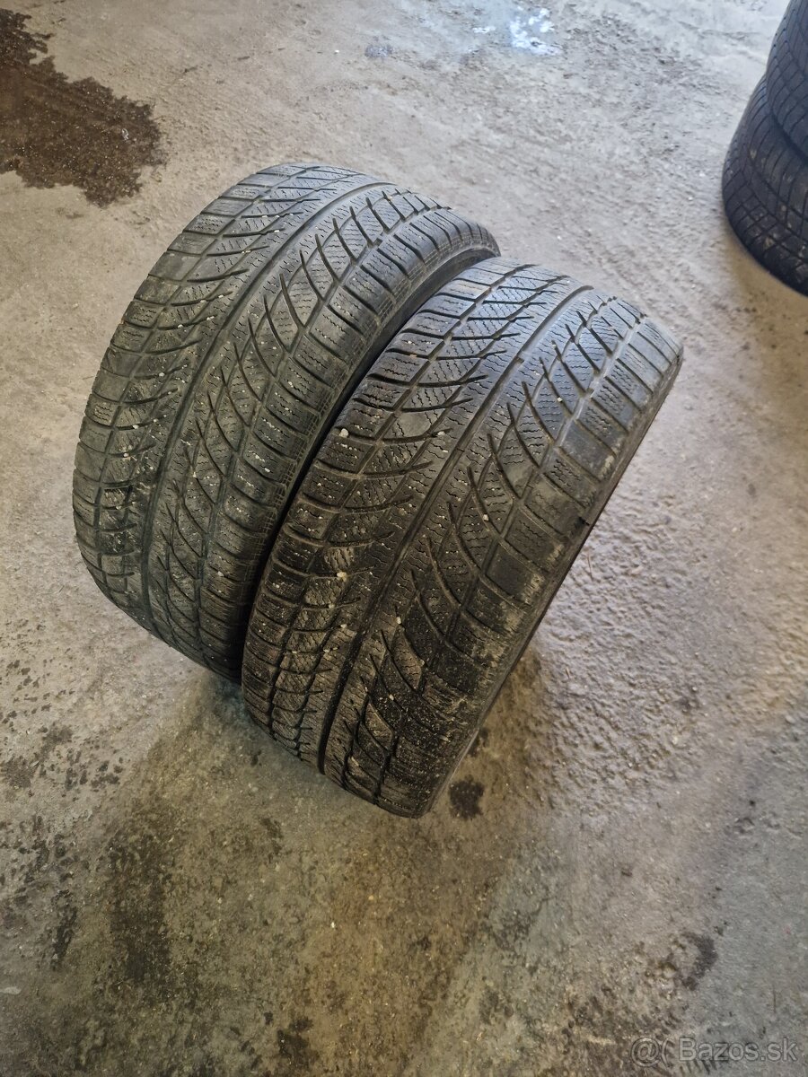 225/40R18 92V GOODRIDE