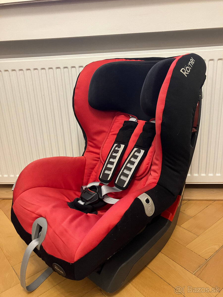 Britax Romer King bez Izofix od 9 mesiacov do 4 rokov