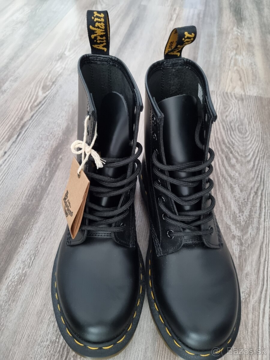 Dámske topanky Dr. Martens