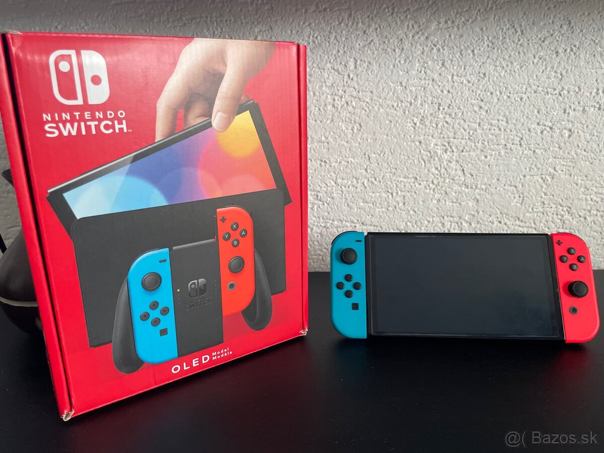 Nintendo Switch OLED top stav