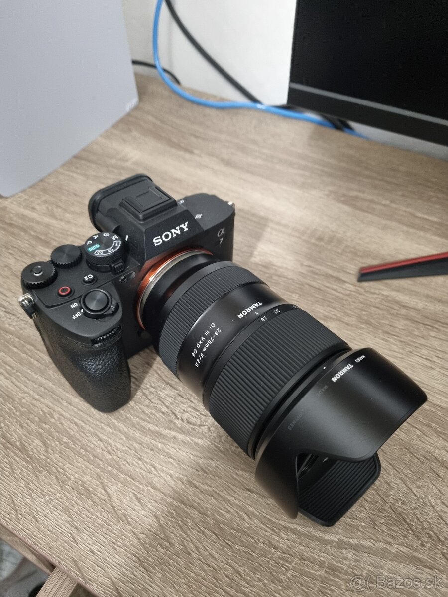 Sony Alpha A7 IV telo + Tamron 28-75 mm F/2.8 Di III VXD G2