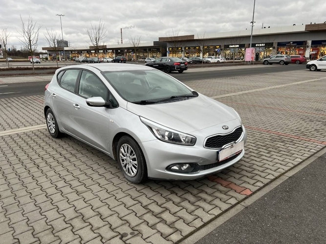 Kia Ceed 1.4i CVVT koup. ČR 2 maj 6 rychlostí