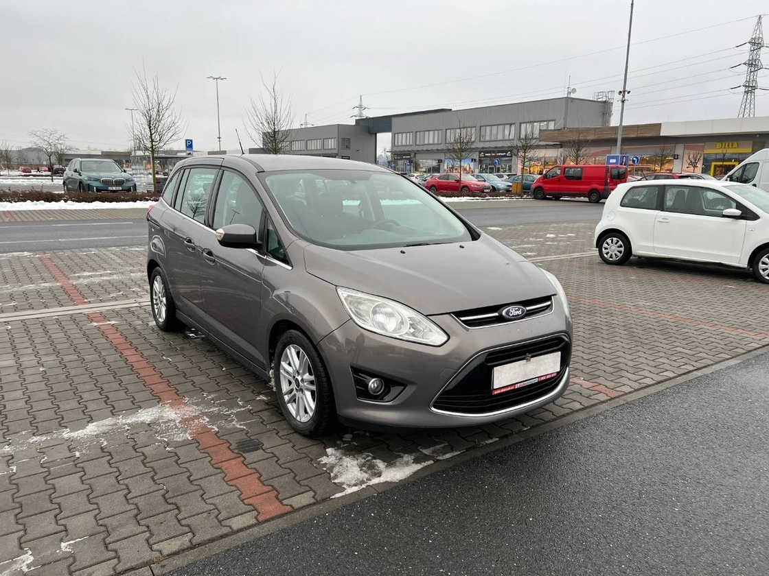 Ford Grand C-Max 2.0 TDCi 120kw 7 míst automat