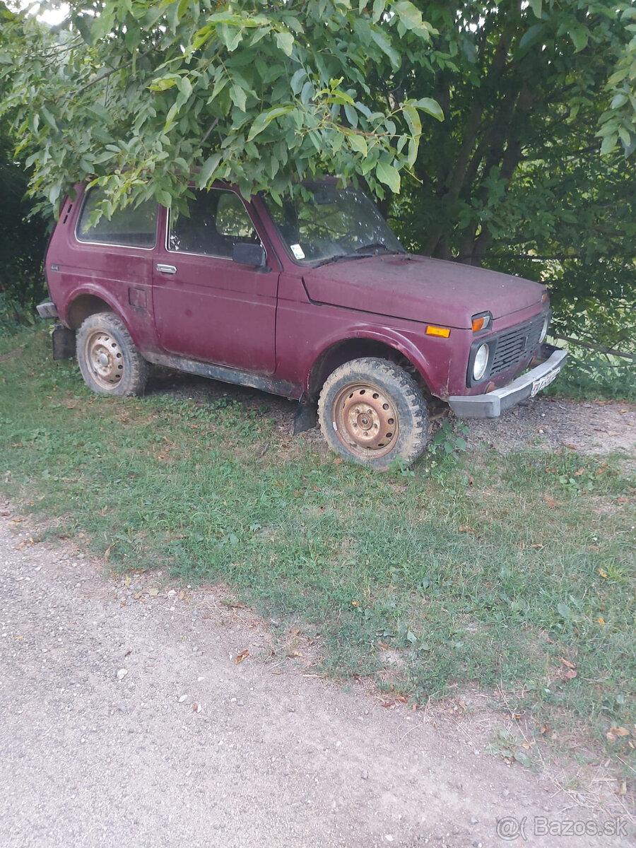 LADA Niva na náhradné diely