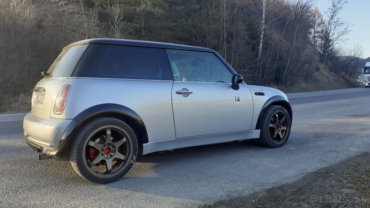 Mini Cooper R50 85kW benzín