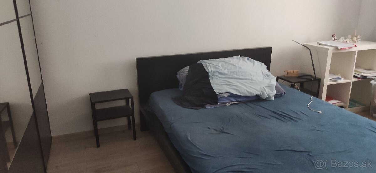 Posteľ z IKEA MALM 140 x 200 CM s roštom a matracom