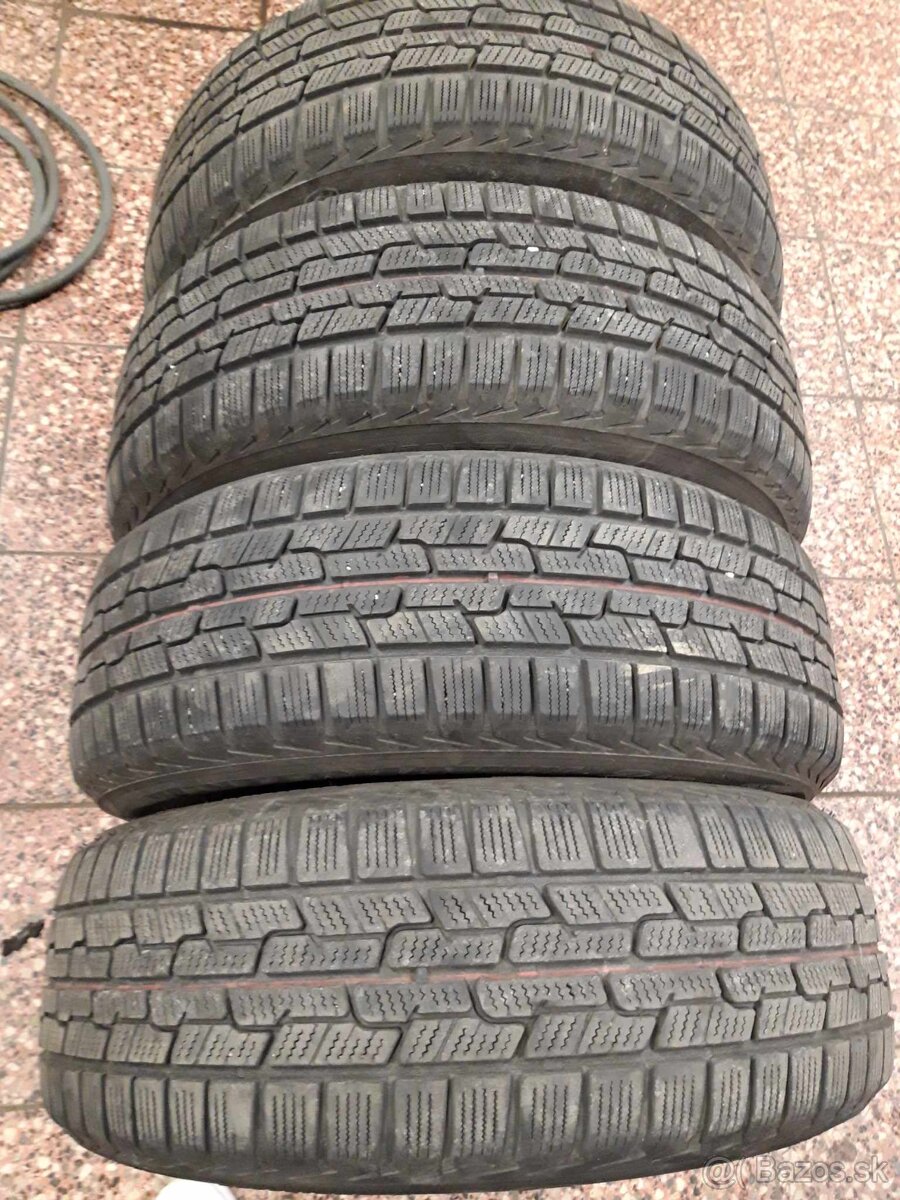 205/60 R16 FIRESTONE ZIMNE