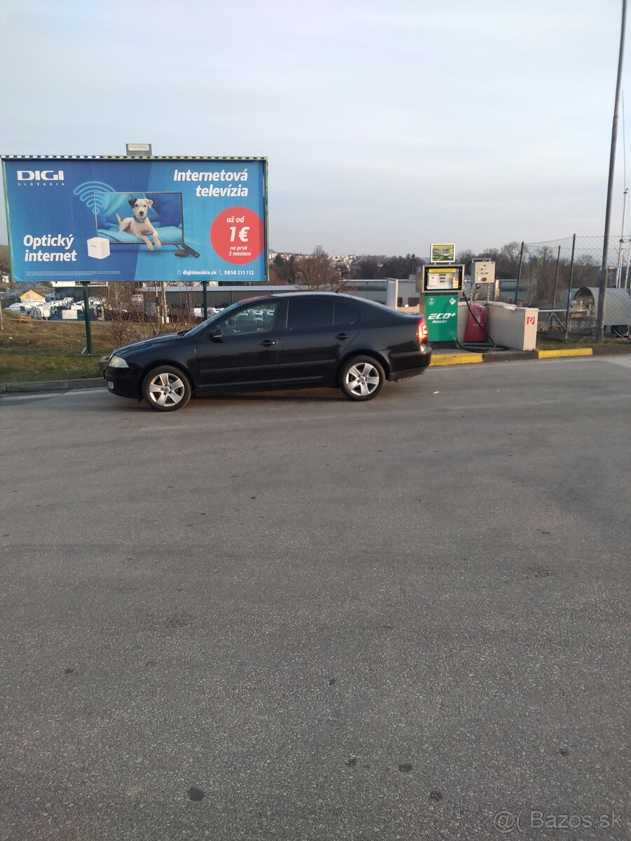 Predám škoda Octavia 2 LPG