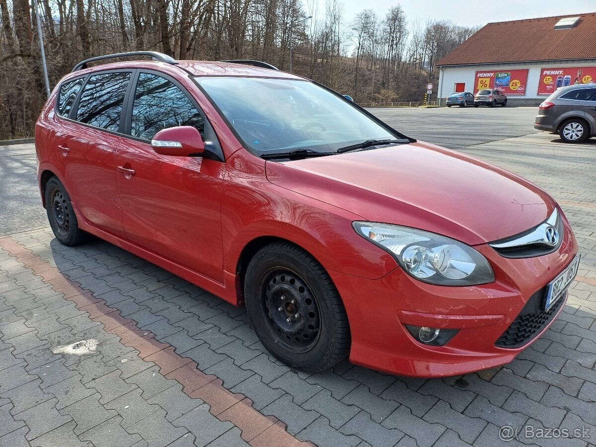 Hyundai i30 1.6 CRDi CW - 2012 - ČR