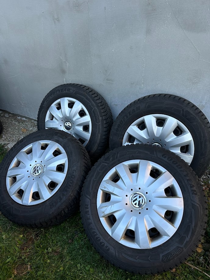 Plechové disky +Zimne pneu Goodyear 195/65 R15 5x112