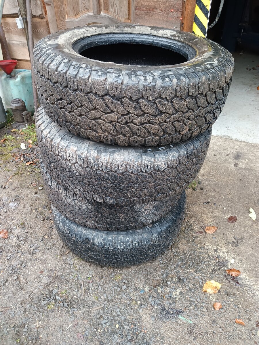 235/70r16