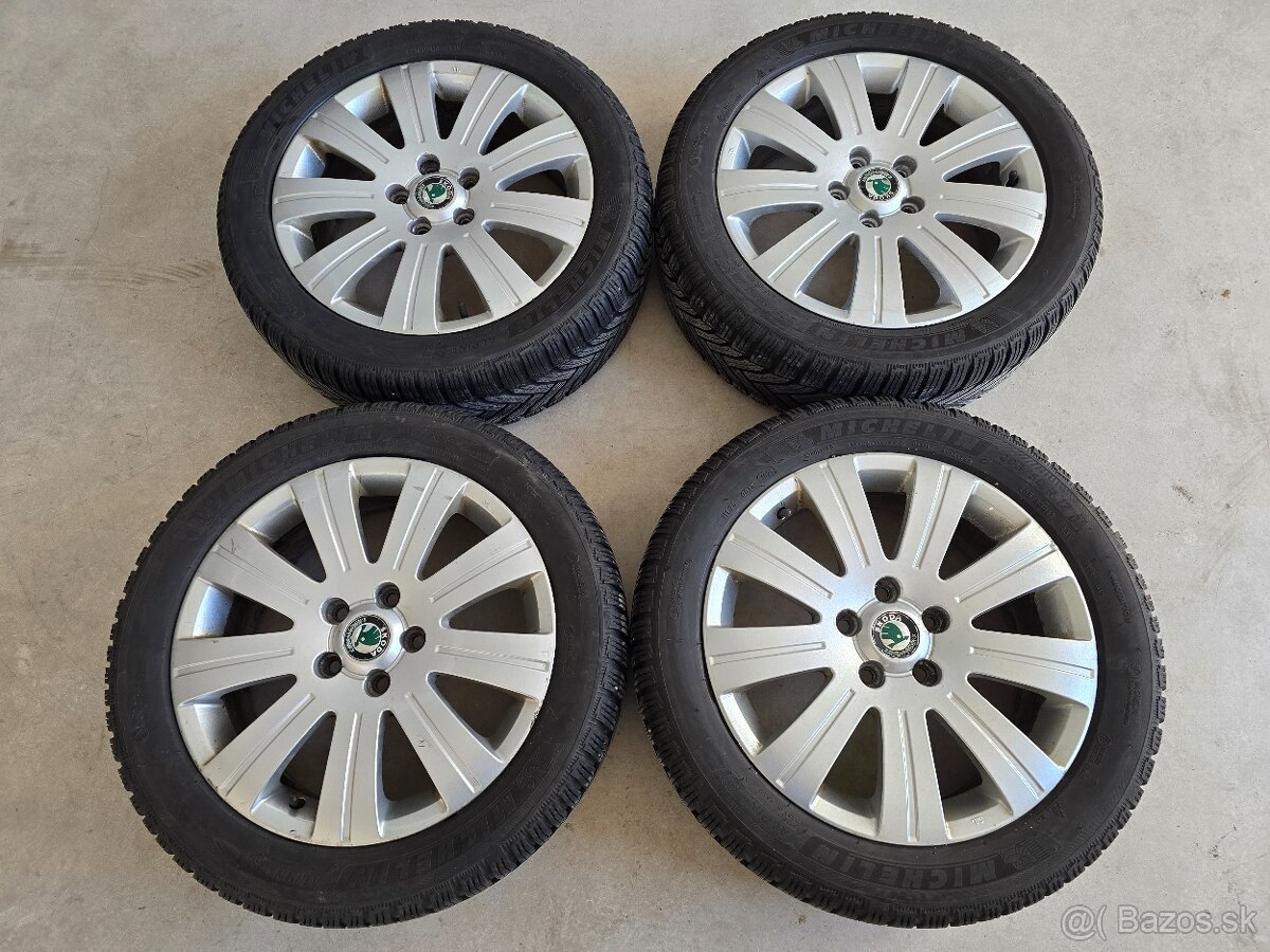 Predám pneu 205/50 R17 na originál diskoch Škoda