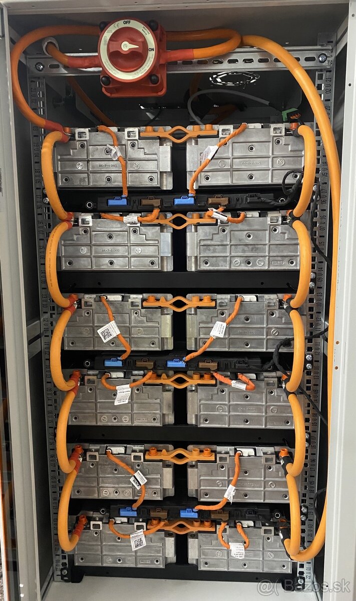 Bateriove ulozisko 27.5 kWh pre hybrid solar system