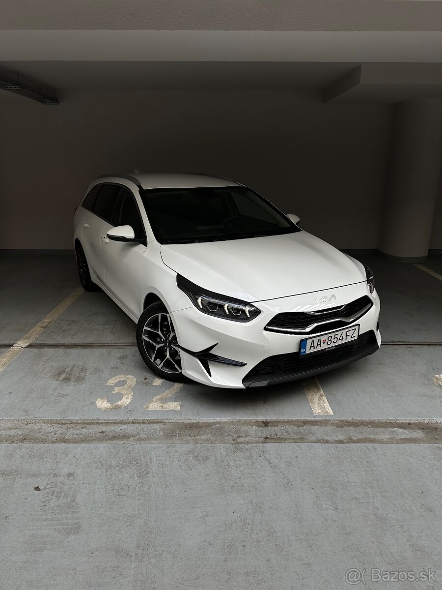 Prenajom Kia Ceed  SW Automat