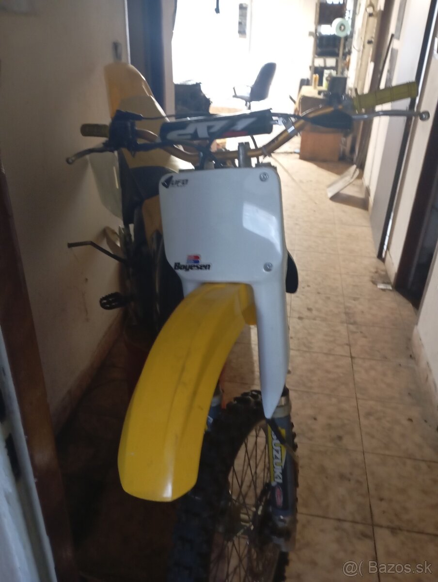 Predám Suzuki rm250