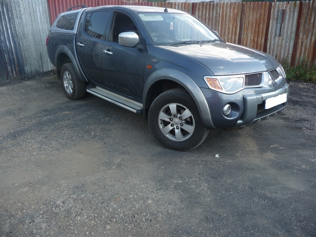 Mitsubishi L200...................nahradne diely