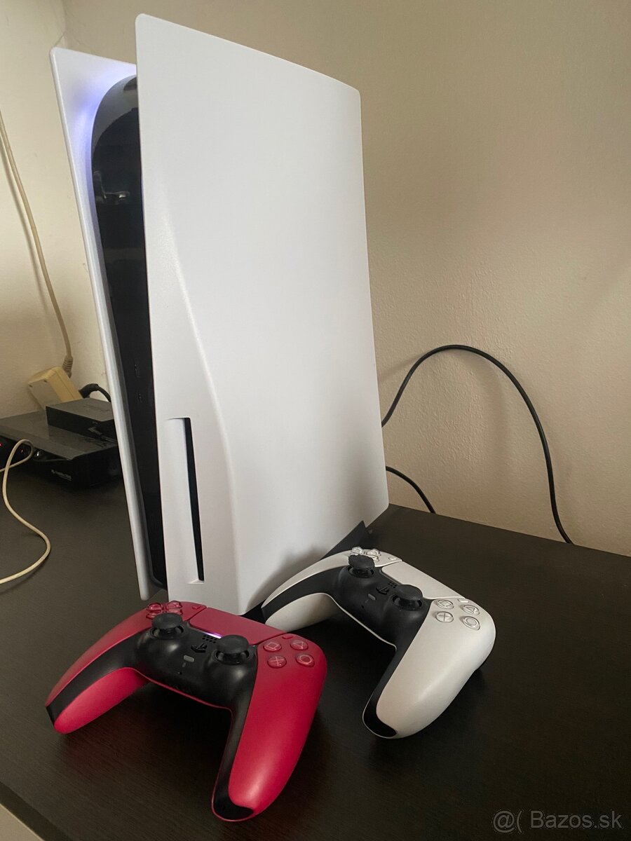 Playstation 5 + dva ovládače