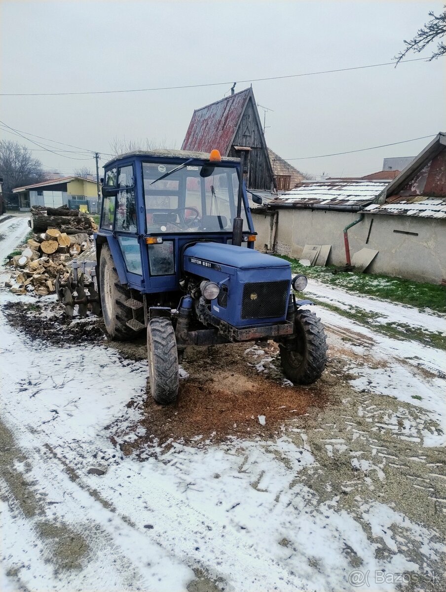 Predám poľnohospodárske stroje technika