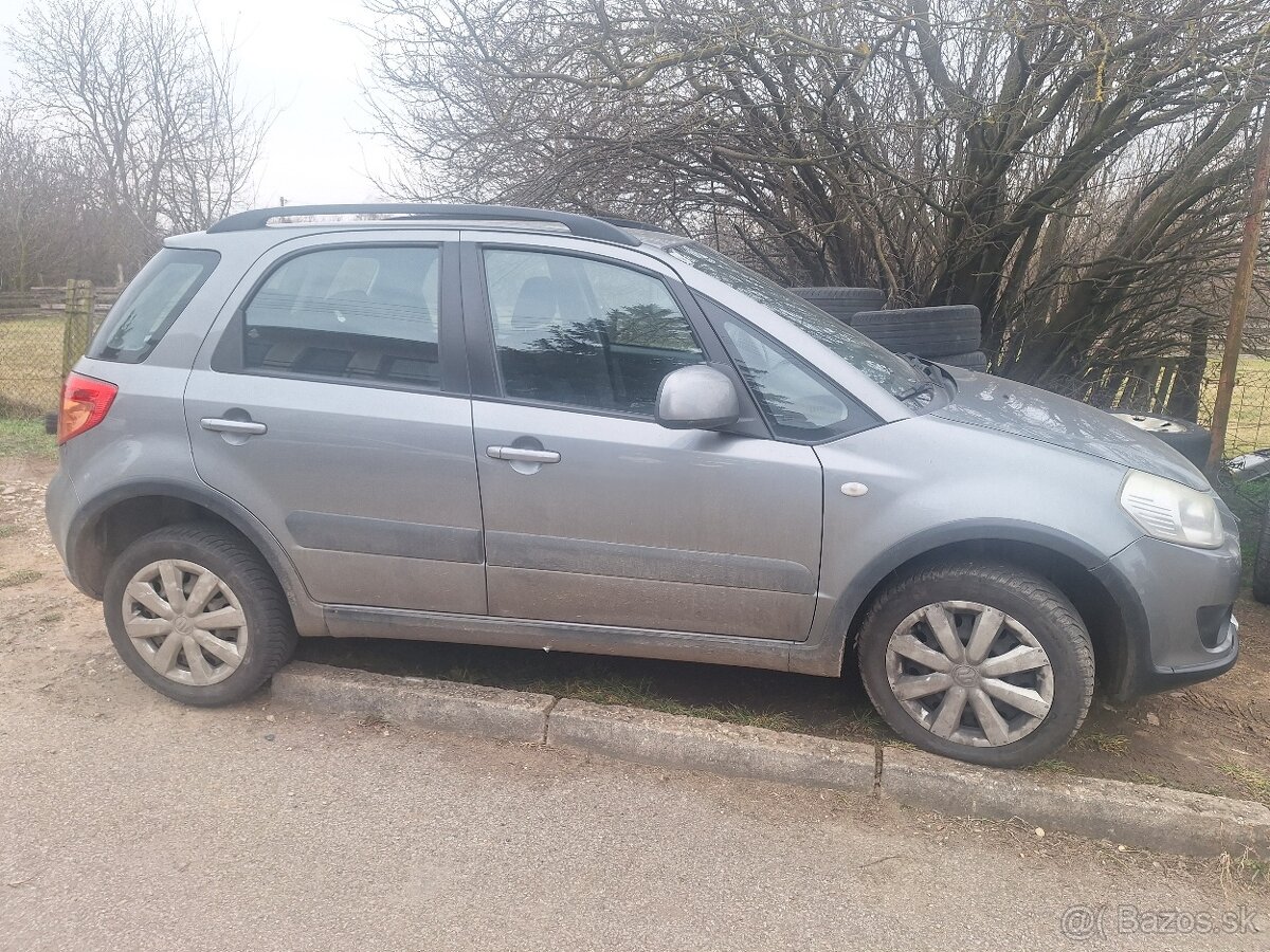 SUZUKI SX 4 1,6 BENZÍN 4X4