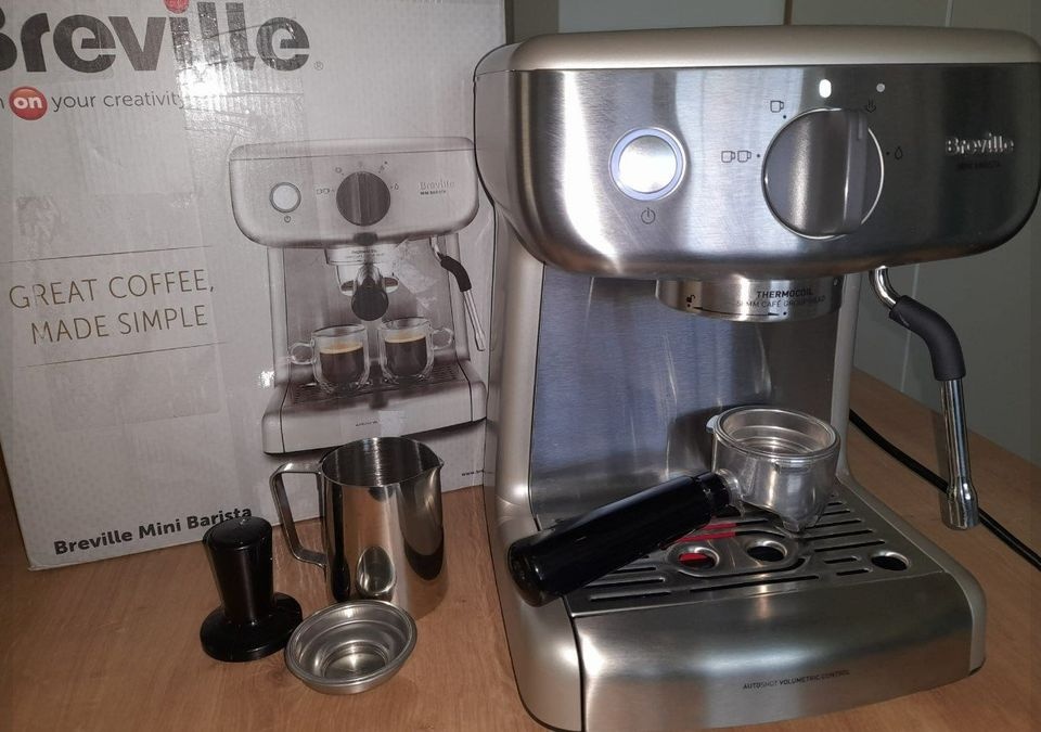 Kávovar Breville Barista Espresso VCF125X