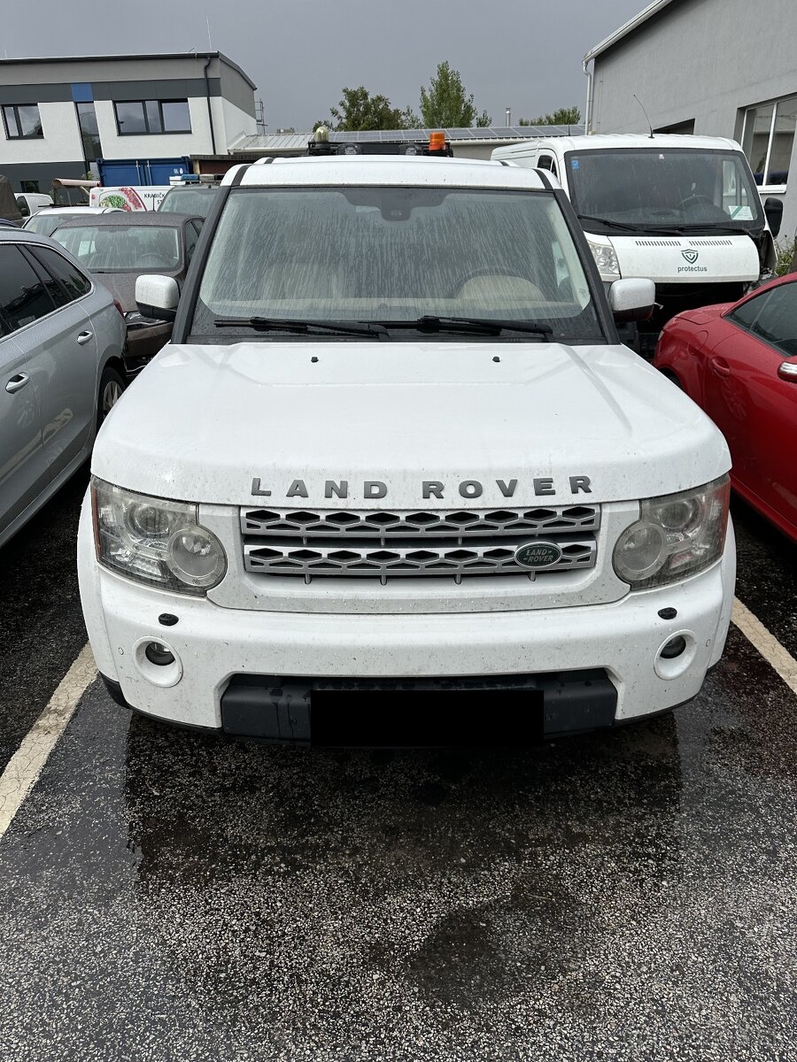 Land Rover Discovery 4