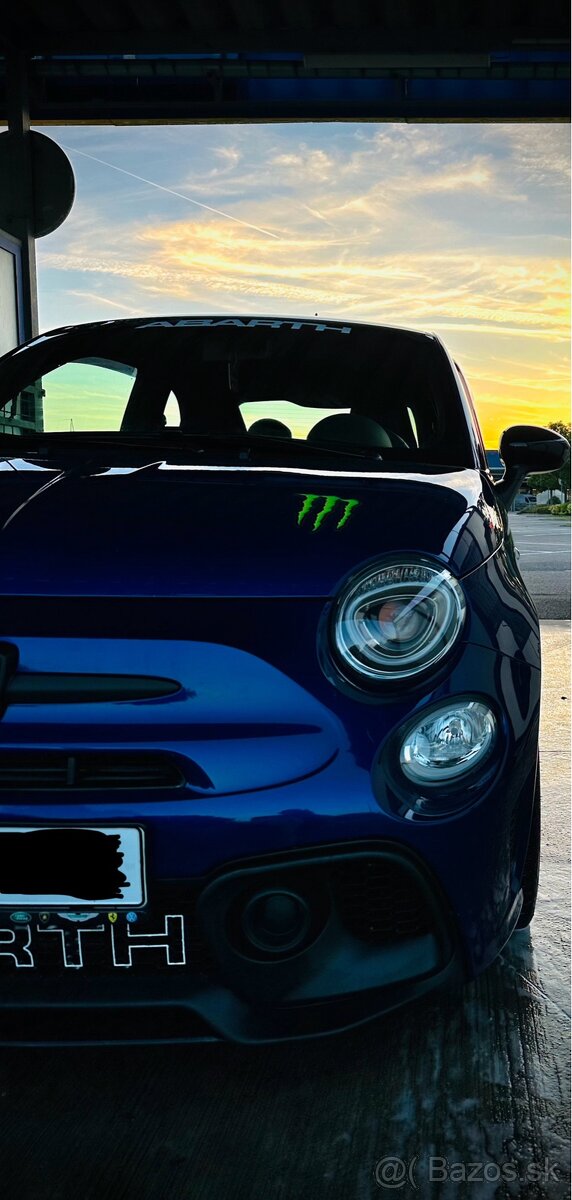 Abarth 595 ala Monster Energy