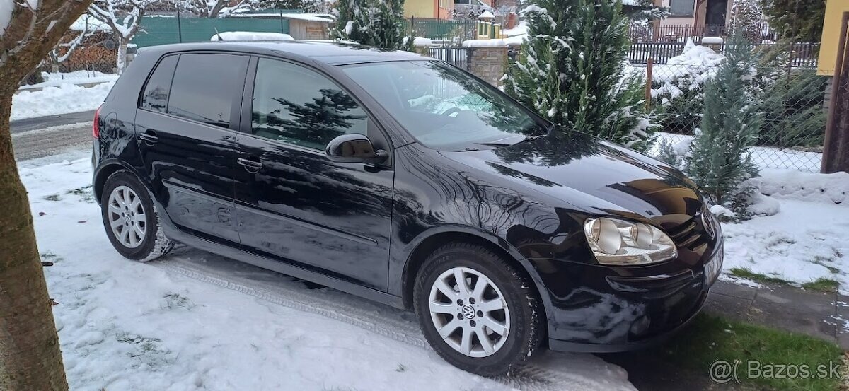 Volkswagen Golf 5 1.6 + plyn LPG r.v. 2008